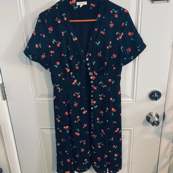 Retro Cherry Print Front Button Dress - Picture 12 of 16